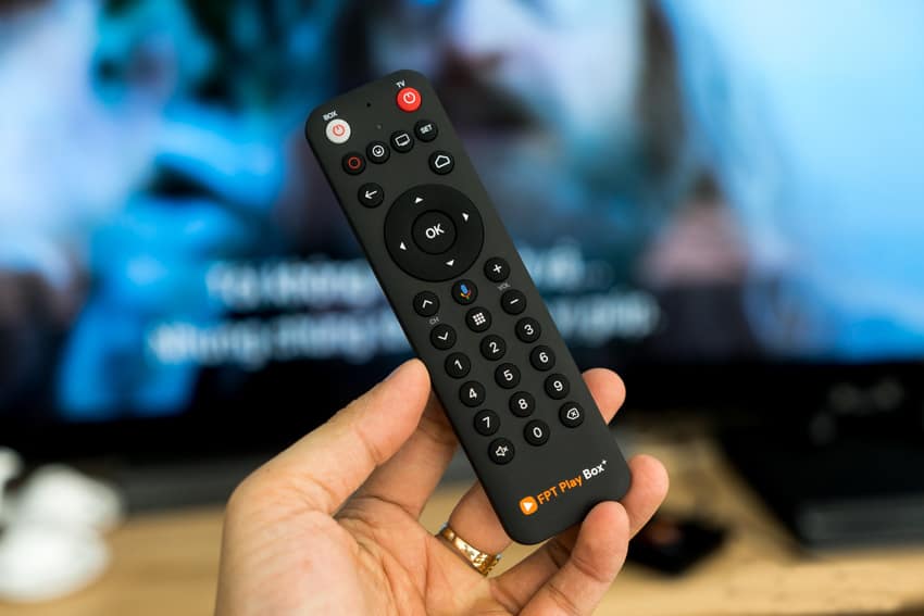 voice_remote_fpt_play_box_2019
