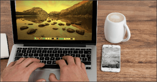 cach-khac-phuc-loi-man-hinh-laptop-bi-chuyen-mau-vang13