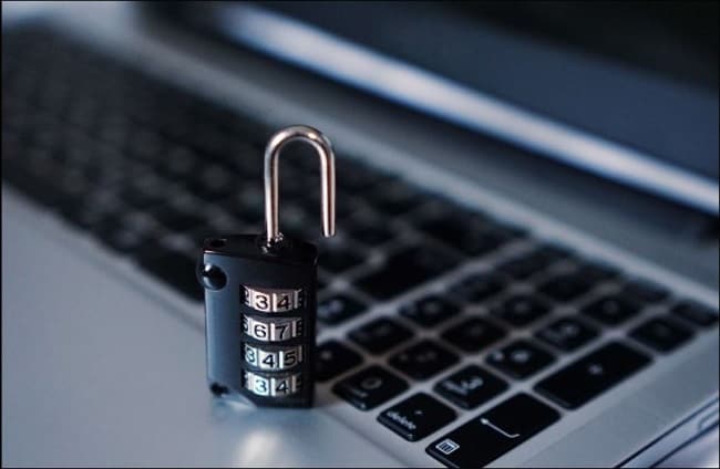 cach-tat-ban-phim-laptop-de-dung-ban-phim-roi1
